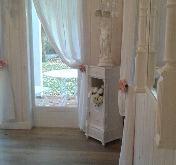 مبيت وإفطار Le Moulin Des Roses