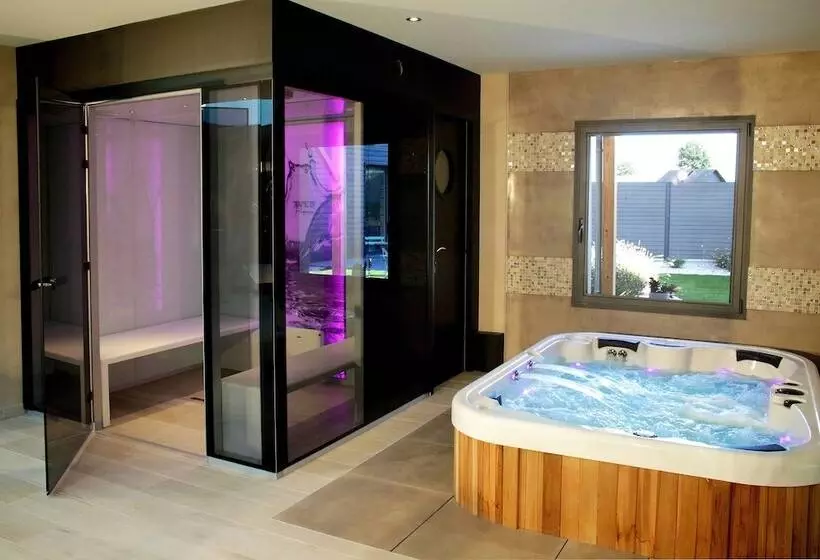 Aamiaismajoitus (B&B) Une Pause Au Logis