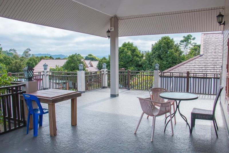 בית מלון כפרי Akantuka Homestay