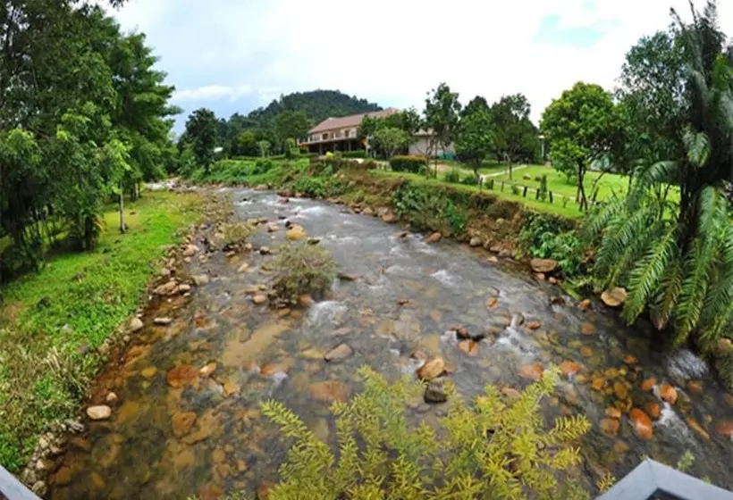 Hotelli Akantuka Homestay