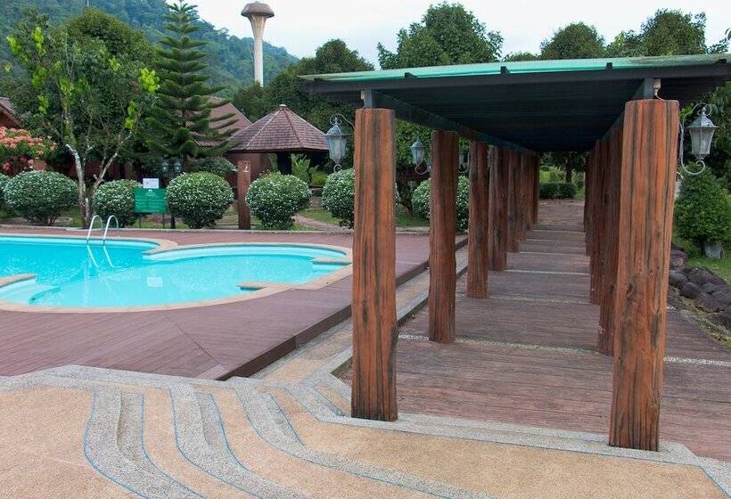 בית מלון כפרי Akantuka Homestay