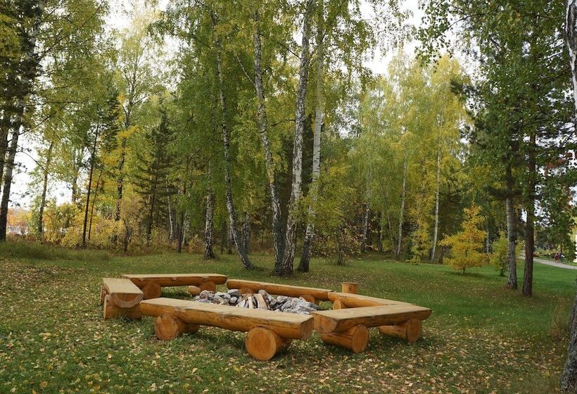 هتل Artlife Zaimka