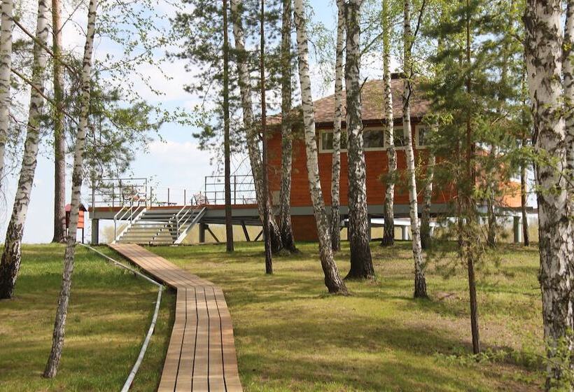 هتل Artlife Zaimka