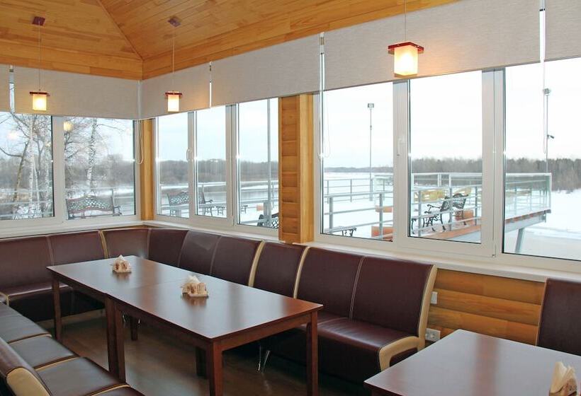 هتل Artlife Zaimka