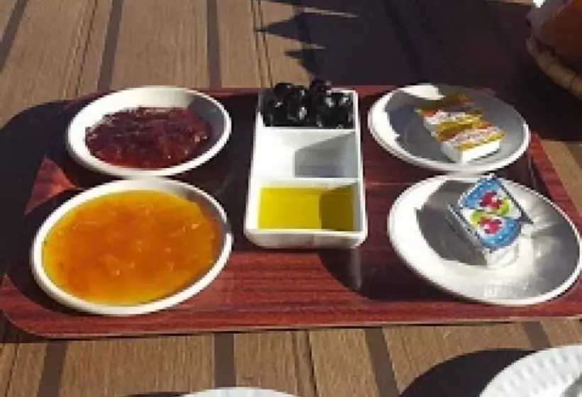 Hotelli Auberge Restaurant Le Safran Taliouine