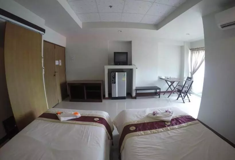 Hotelli Century Grand