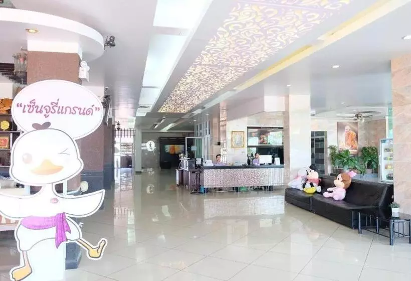 Hotelli Century Grand