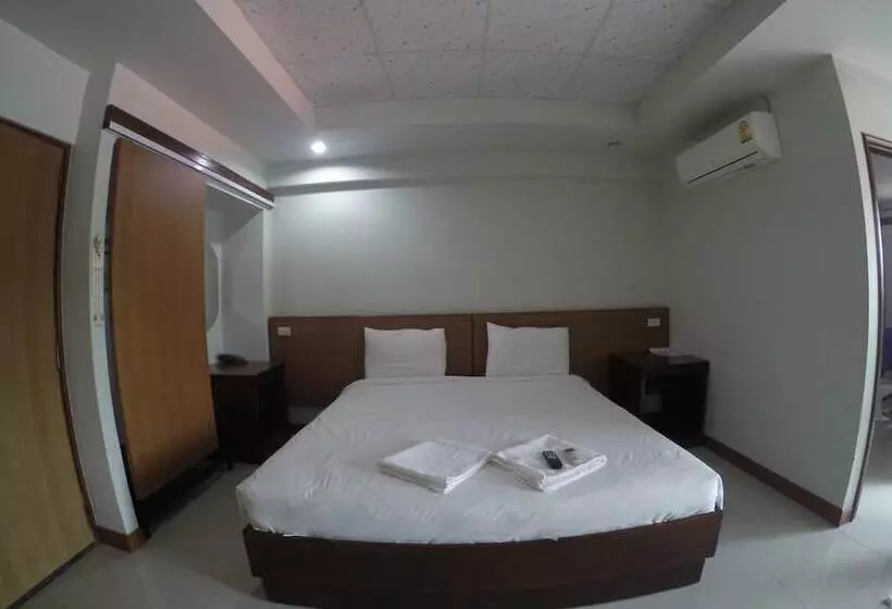 Hotelli Century Grand