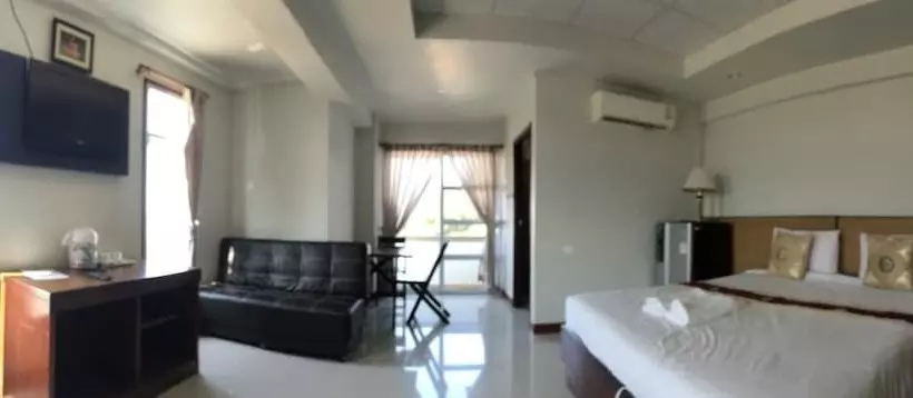 Hotelli Century Grand