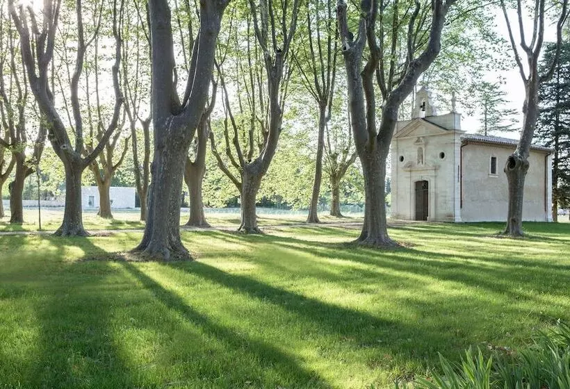 Hotelli Chateau De Fonscolombe