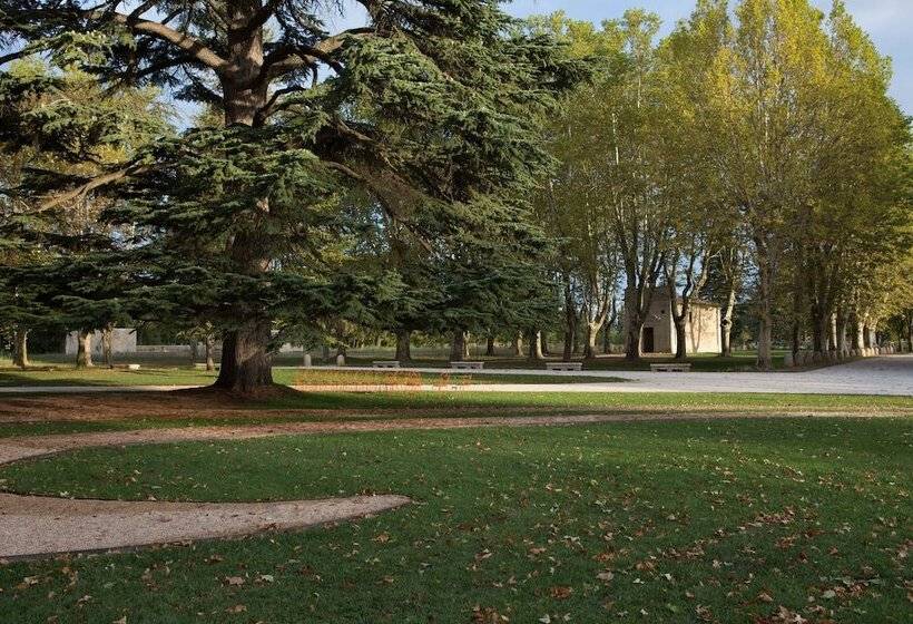 호텔 Chateau De Fonscolombe