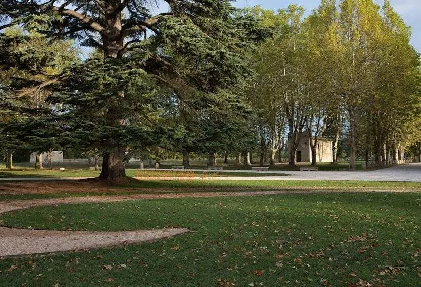 Hotelli Chateau De Fonscolombe