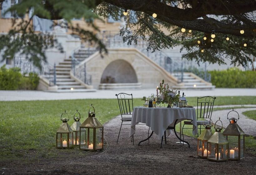 호텔 Chateau De Fonscolombe