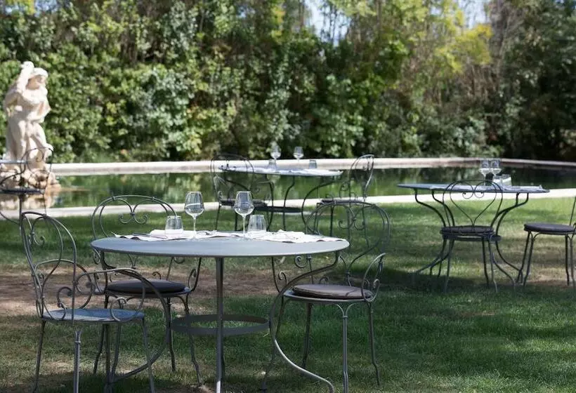 Hotelli Chateau De Fonscolombe