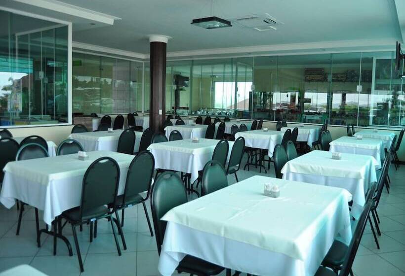 فندق Jardineira Park