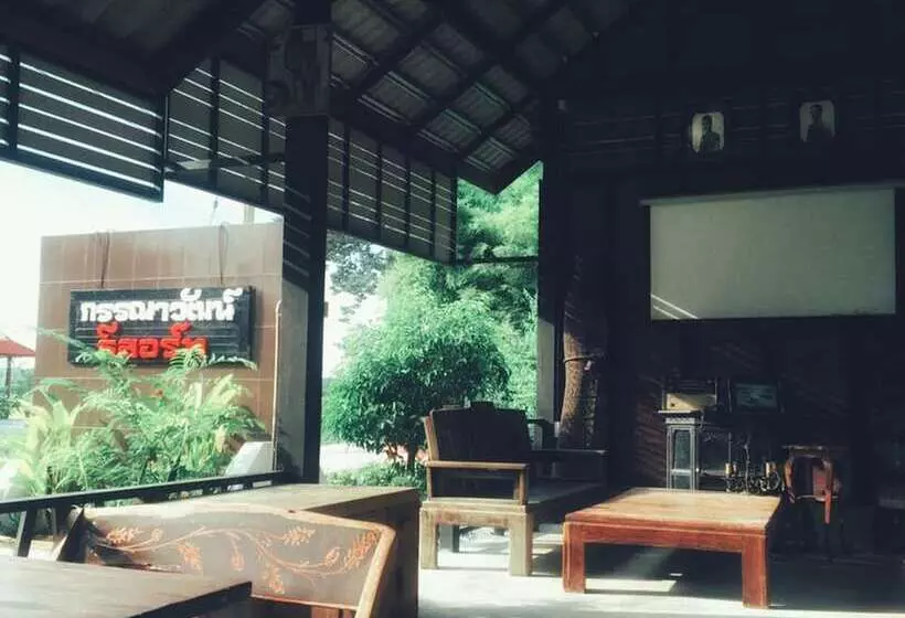 Hotelli Kannawat Resort