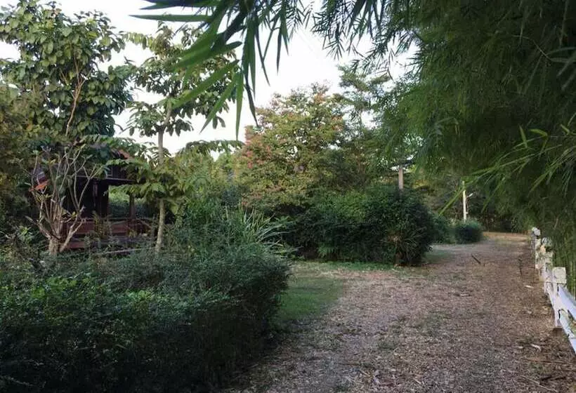 Hotelli Kannawat Resort