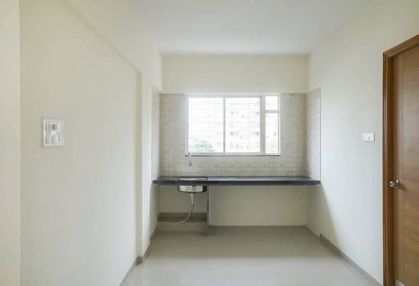 בית מלון כפרי Oyo 16570 I Suite