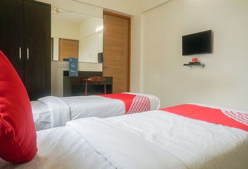 בית מלון כפרי Oyo 16570 I Suite