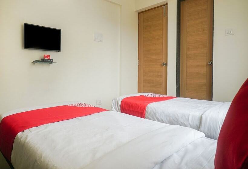 בית מלון כפרי Oyo 16570 I Suite