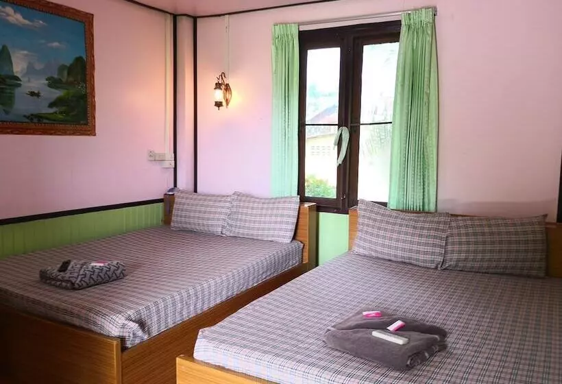 ホテル Piamsook Resort