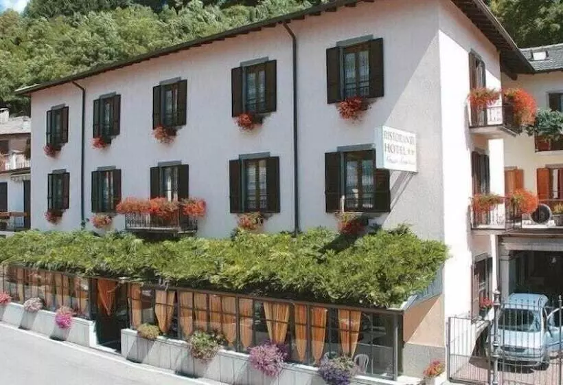 ホテル Ristorante Piazza Brembana