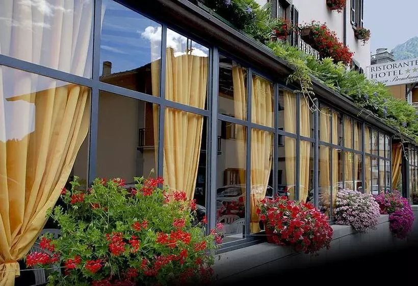 ホテル Ristorante Piazza Brembana