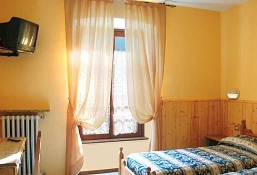 ホテル Ristorante Piazza Brembana