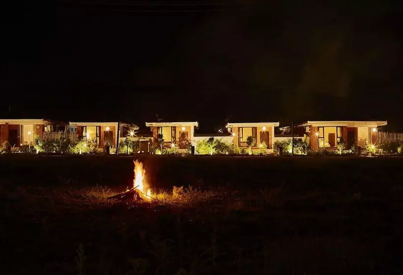Hotel Sixth Element