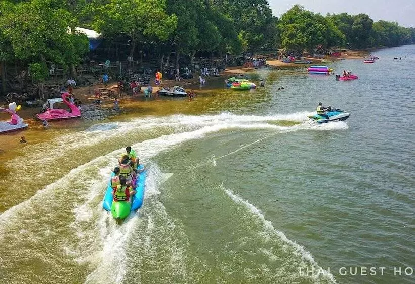 Hotelli Thai Guest House