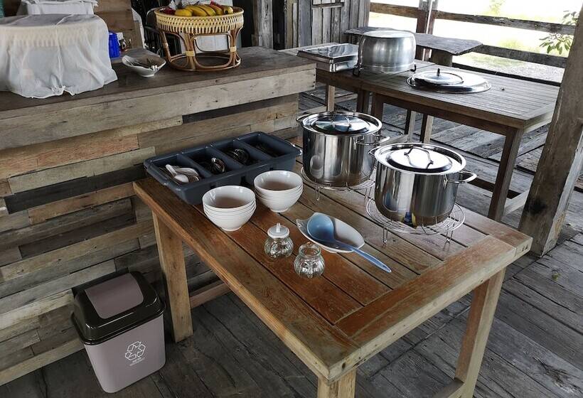 בית מלון כפרי Veepana Resort