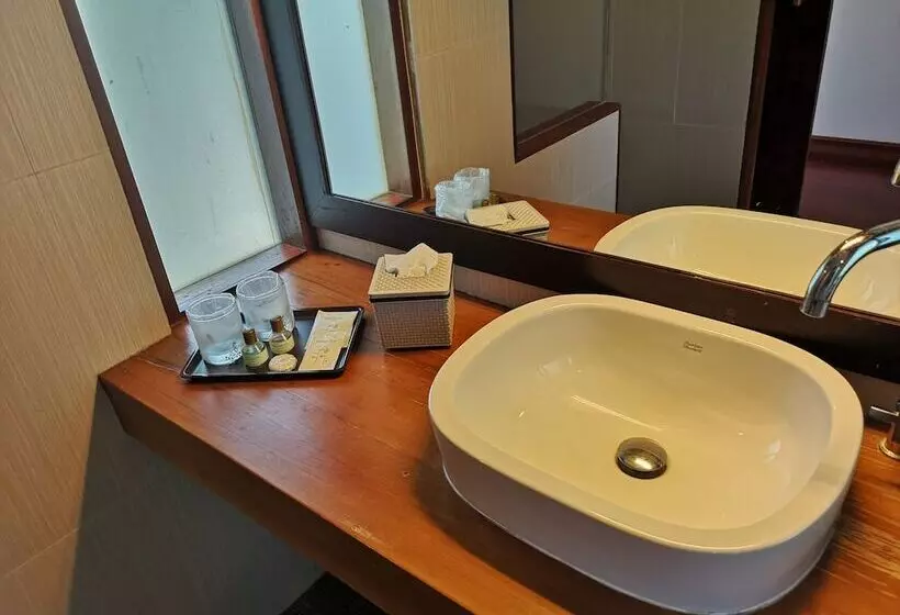 Hotelli Veepana Resort