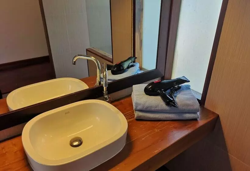 Hotelli Veepana Resort