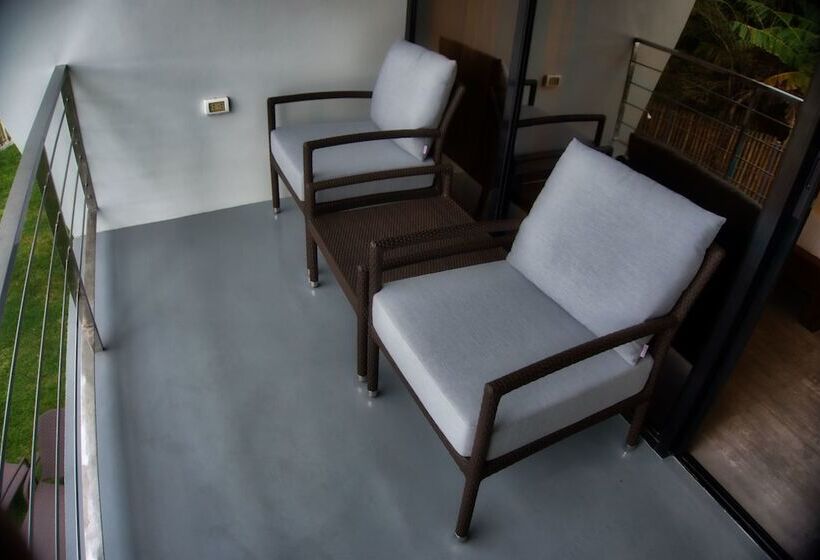 Mahi Mahi Dive Resort