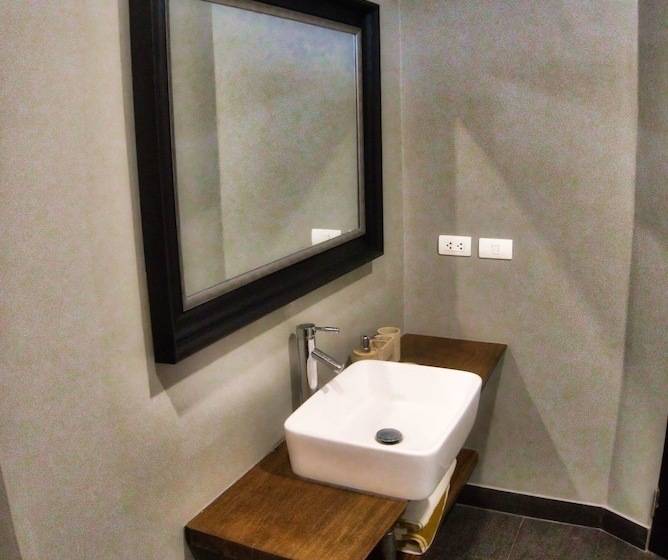 Mahi Mahi Dive Resort