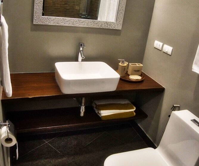 Mahi Mahi Dive Resort