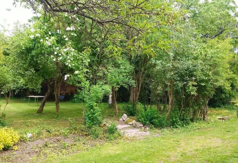 Majatalo Domaine Pastel