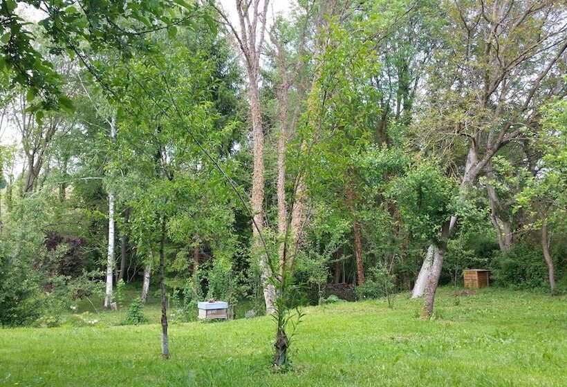 פנסיון Domaine Pastel