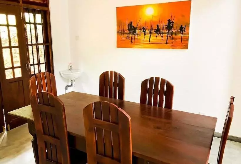 Majatalo Maygrove View Villa