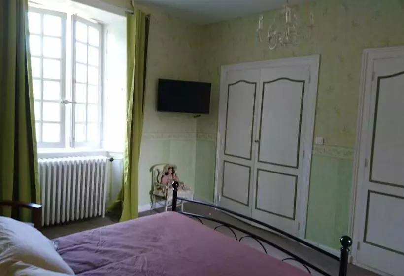 Majatalo Pierre Deluen Domaine De La Grange De Quaire