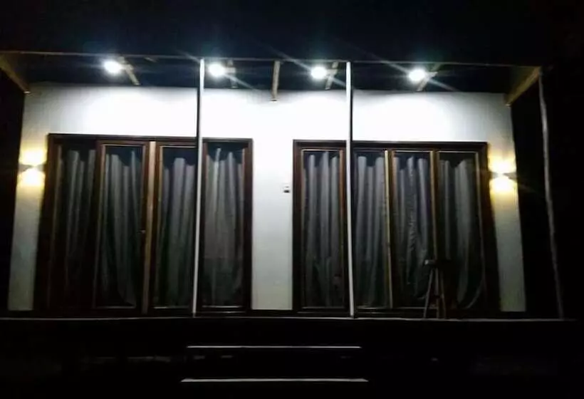 Majatalo Villa Encantador Resort