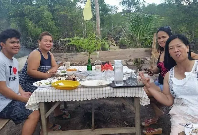 Majatalo Villa Encantador Resort