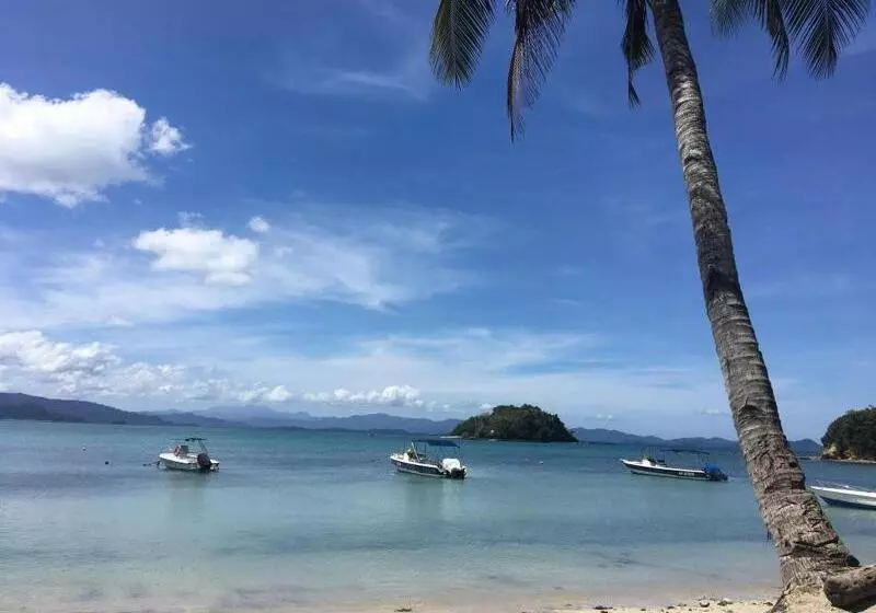 Majatalo Villa Encantador Resort