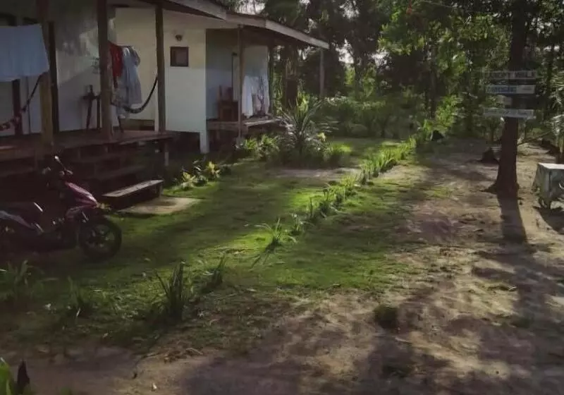 Majatalo Villa Encantador Resort