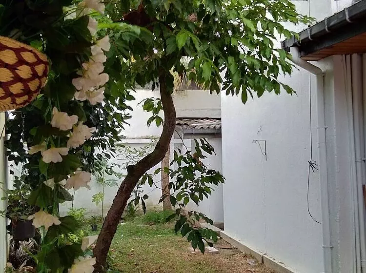 ペンション Villa Subuthi