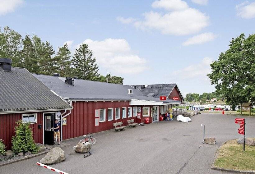 منتجع First Camp Kolmården