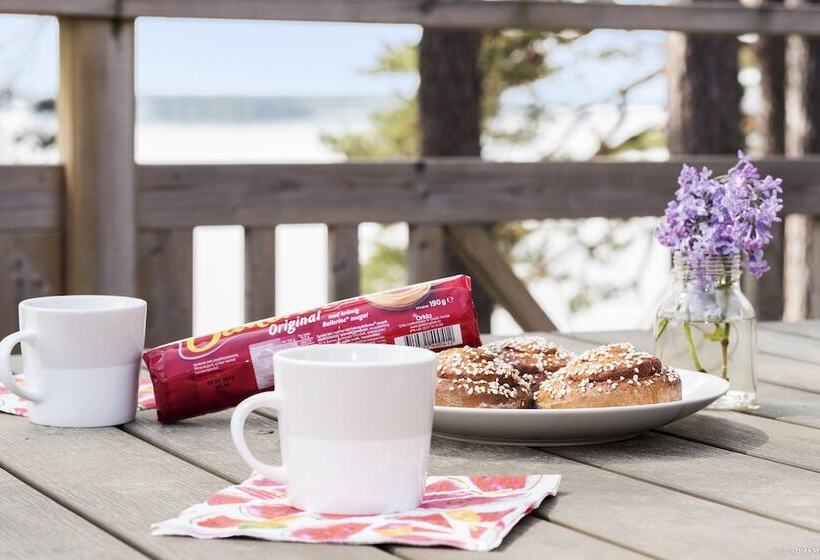 منتجع First Camp Kolmården