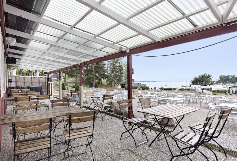 منتجع First Camp Kolmården