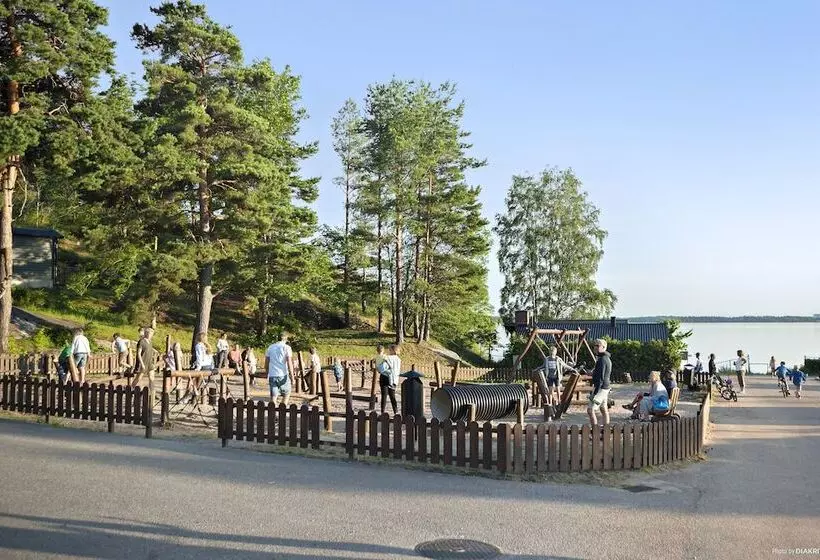 Lomakeskus First Camp Kolmården