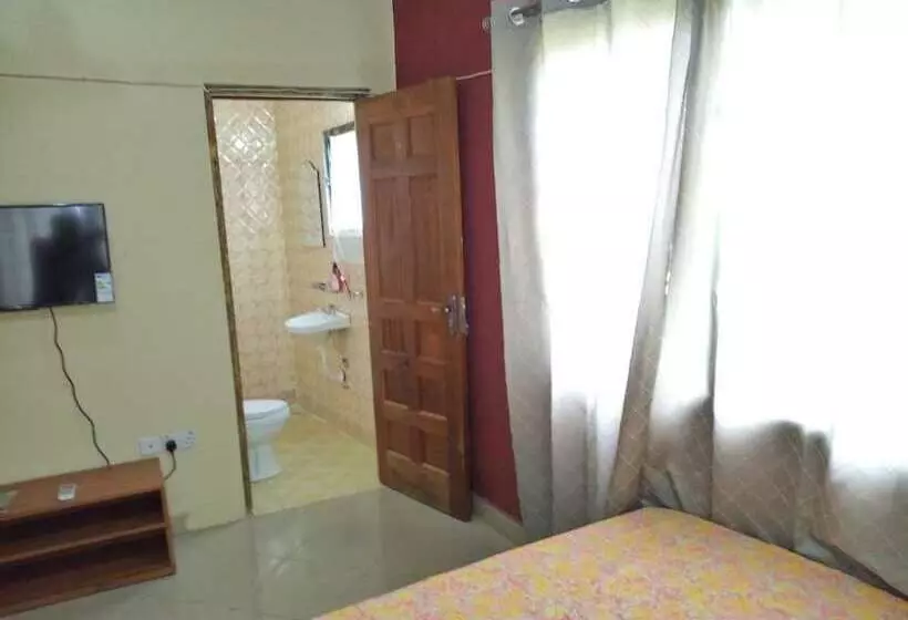 Ronna Apartments At Lakeside Estates